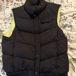 Vintage Y2K GAP Black Puffer Vest with High Collar
